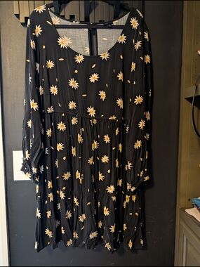 torrid Black Daisy Tiered Long-Sleeve Dress